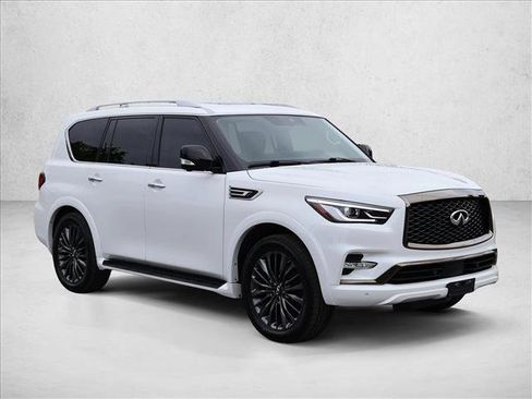 Used 2023 INFINITI QX80 Premium Select w/ All-Season Package AWD/4WD image 3