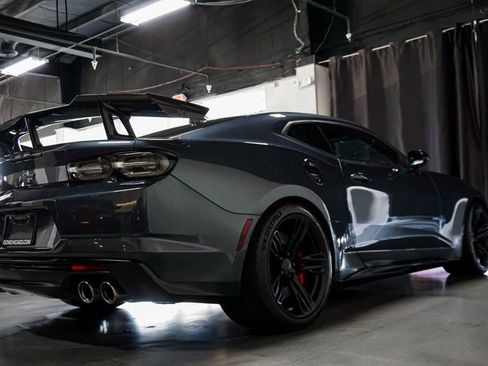 Used 2021 Chevrolet Camaro ZL1 image 6