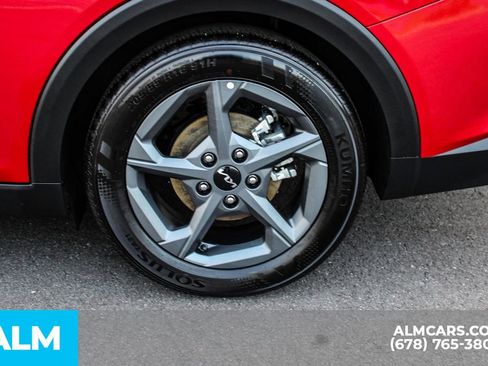 Used 2025 Kia K4 LXS image 11