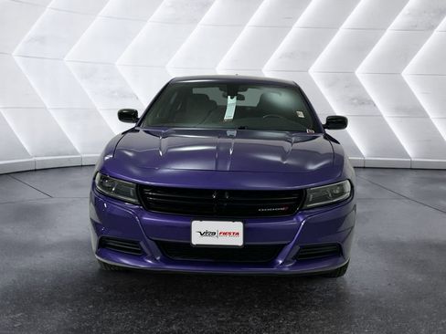 Used 2023 Dodge Charger SXT image 2