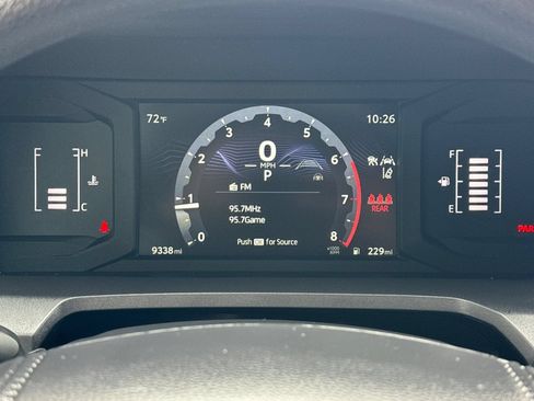 Certified 2025 Toyota Tacoma SR5 AWD/4WD image 23