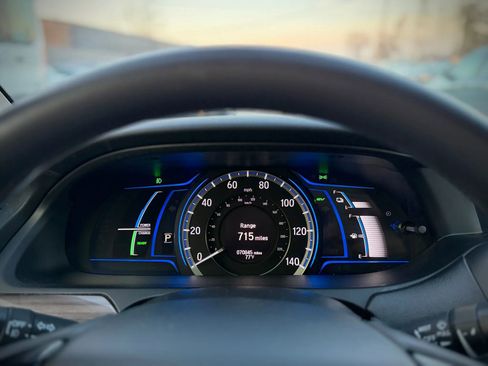 Used 2017 Honda Accord EX-L image 13