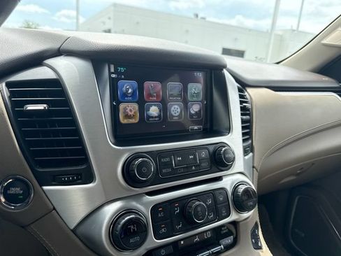 Used 2019 GMC Yukon SLT w/ Premium Edition AWD/4WD image 19