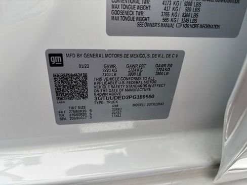 Used 2023 GMC Sierra 1500 SLT w/ SLT Premium Package image 14