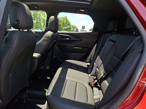 Used 2022 Chevrolet TrailBlazer RS w/ Sun and Liftgate Package AWD/4WD image 10