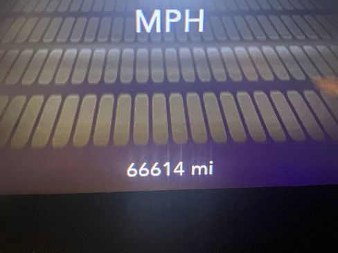 Used 2019 Dodge Challenger R/T image 4