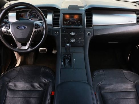 Used 2015 Ford Taurus SHO image 21