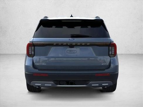 New 2026 Ford Explorer Active w/ Active Comfort Package AWD/4WD image 5