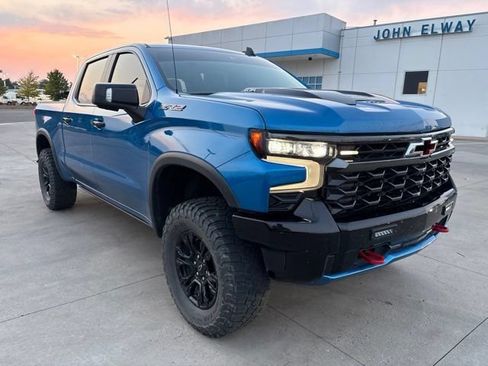 Used 2024 Chevrolet Silverado 1500 ZR2 w/ Technology Package AWD/4WD image 3