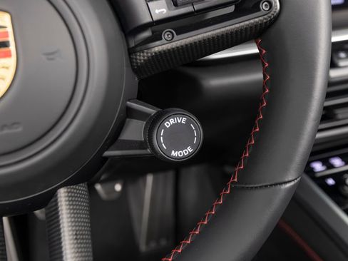 Certified 2022 Porsche 911 Carrera S RWD image 25