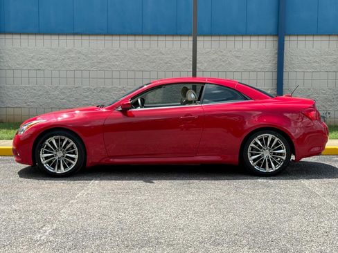 Used 2013 INFINITI G37 Convertible w/ Premium Pkg RWD image 8
