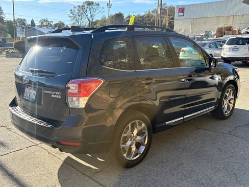 Used 2017 Subaru Forester 2.5i Touring w/ Popular Package #1 AWD/4WD image 6