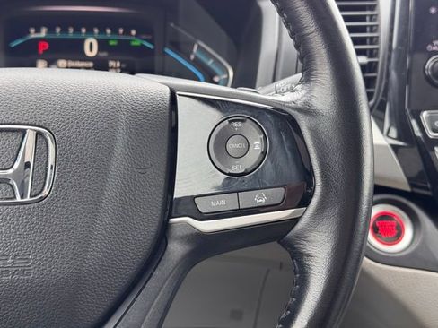 Used 2018 Honda Odyssey EX-L image 11