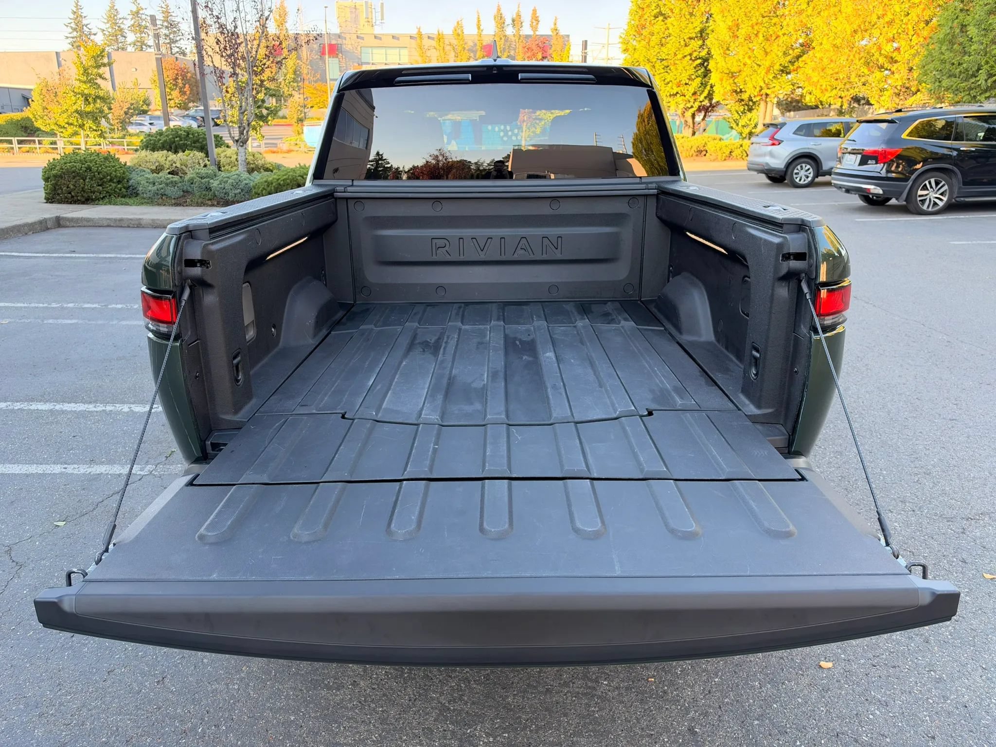 Used 2022 Rivian R1T Adventure AWD/4WD image 24