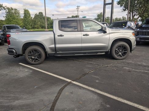 New 2026 Chevrolet Silverado 1500 Custom w/ Turbomax Blackout Package image 9