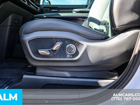 Used 2024 Kia EV9 Wind image 30