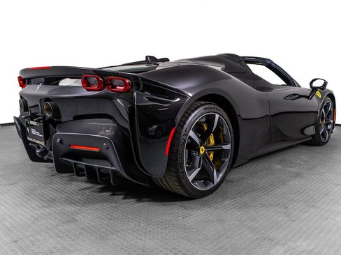 Certified 2023 Ferrari SF90 Spider AWD/4WD image 5