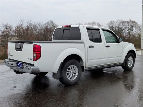 Used 2019 Nissan Frontier SV w/ Value Truck Package image 5