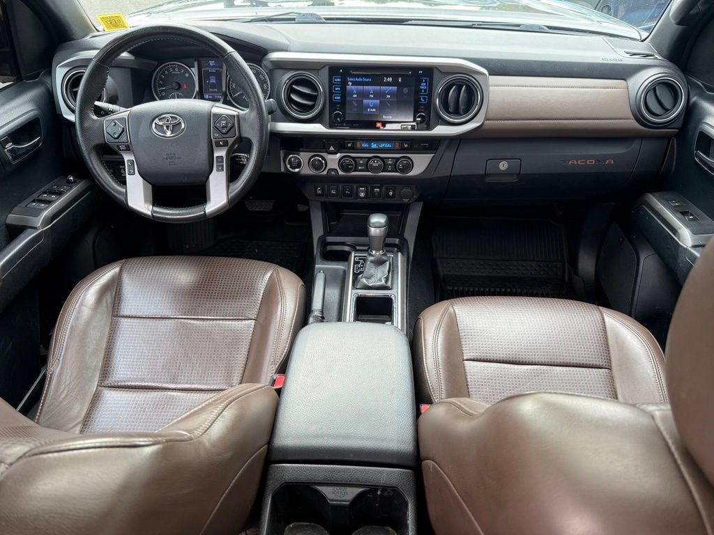 Used 2018 Toyota Tacoma Limited AWD/4WD image 24