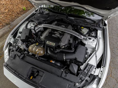 Used 2017 Ford Mustang GT Premium w/ Equipment Group 401A image 61