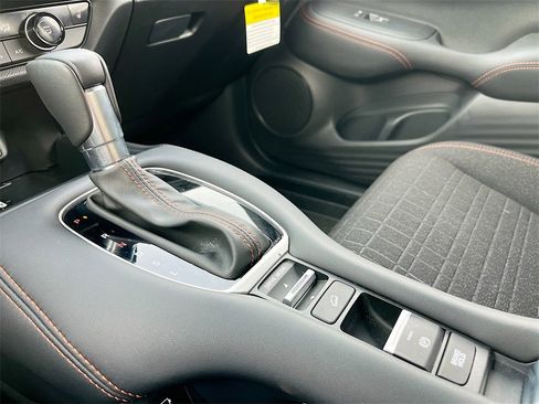 Used 2026 Honda HR-V Sport image 16