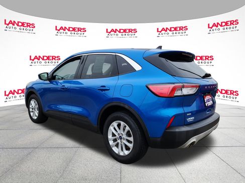 Used 2020 Ford Escape SE image 5