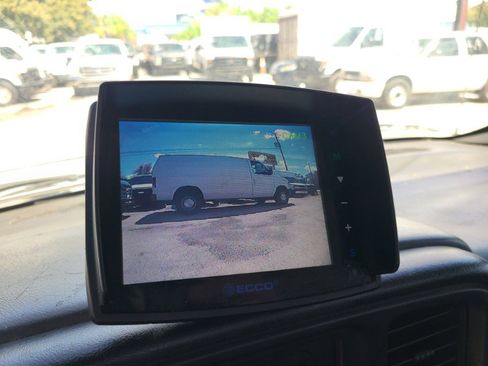 Used 2006 Chevrolet Silverado 2500 W/T w/ Heavy-Duty Power Package image 16