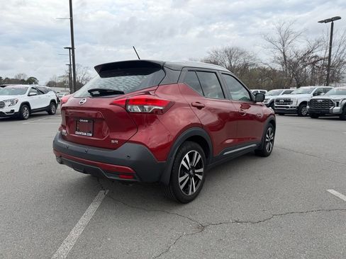 Used 2020 Nissan Kicks SR w/ SR Premium Package image 7