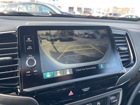 New 2026 Honda Ridgeline Black Edition image 9