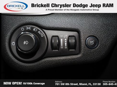 Used 2019 Jeep Cherokee Limited w/ Luxury Group image 30