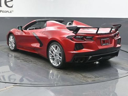 New 2027 Chevrolet Corvette Stingray Convertible w/ Stealth Interior Trim Package RWD image 16