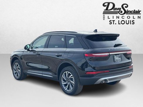 New 2026 Lincoln Corsair Premiere image 5