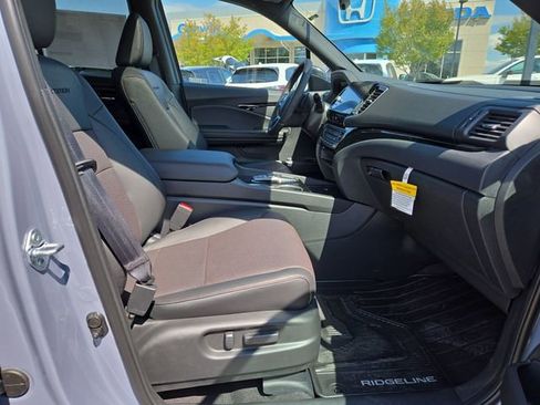 New 2026 Honda Ridgeline Black Edition image 37