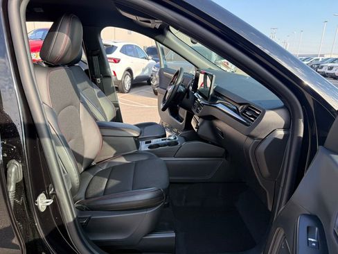 New 2026 Ford Escape ST-Line w/ Tech Pack #1 FWD image 15