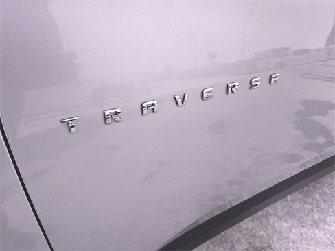 Used 2020 Chevrolet Traverse LT w/ LT Premium Package image 31