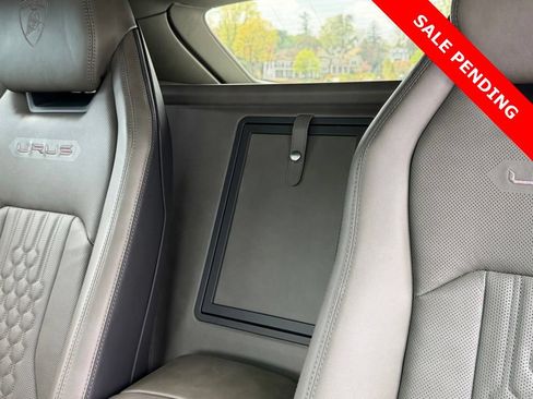 Used 2024 Lamborghini Urus S AWD/4WD image 42