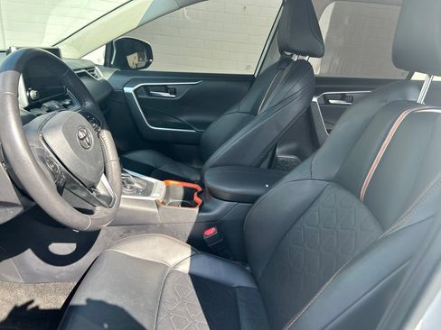 Used 2024 Toyota RAV4 Adventure AWD/4WD image 10