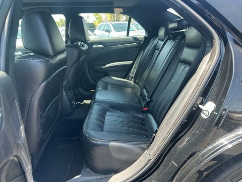 Used 2014 Chrysler 300 S w/ Light Group RWD image 7