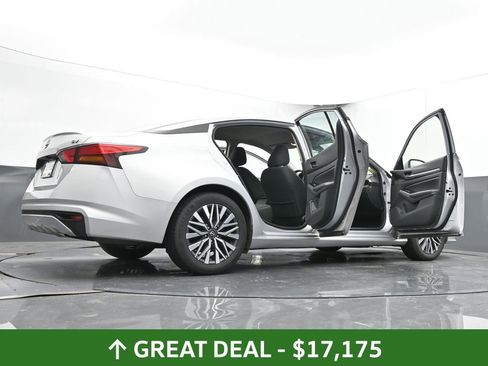 Used 2023 Nissan Altima 2.5 SV image 74