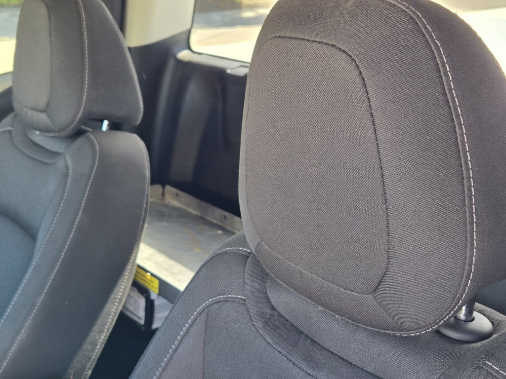 Used 2022 Chevrolet Colorado LT w/ Fleet Safety Package RWD image 15