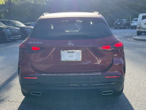 Certified 2025 Mercedes-Benz GLA 250 image 8