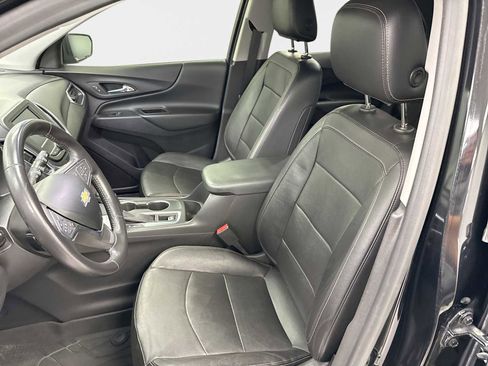 Used 2021 Chevrolet Equinox LT image 19