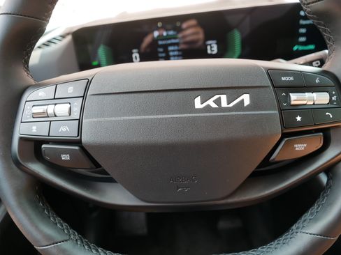 Certified 2026 Kia Sportage S AWD/4WD image 25