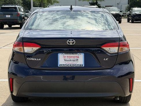 Used 2023 Toyota Corolla LE FWD image 5
