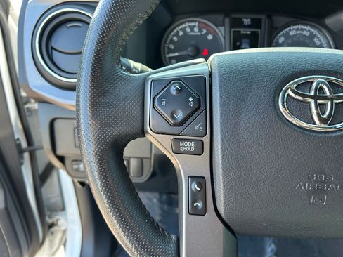 Certified 2023 Toyota Tacoma TRD Off-Road w/ Advanced Technology Package AWD/4WD image 15