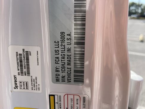 Used 2020 Jeep Gladiator Sport w/ Quick Order Package 24S image 35