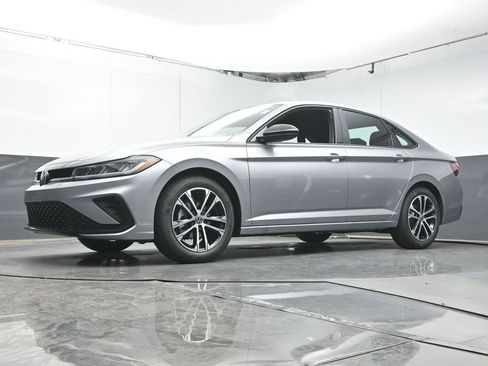 New 2026 Volkswagen Jetta Sport FWD image 32