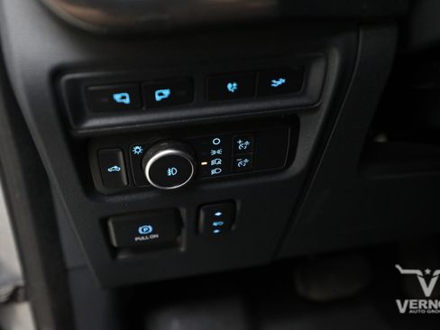 Used 2022 Ford F150 XLT w/ Equipment Group 302A High AWD/4WD image 17