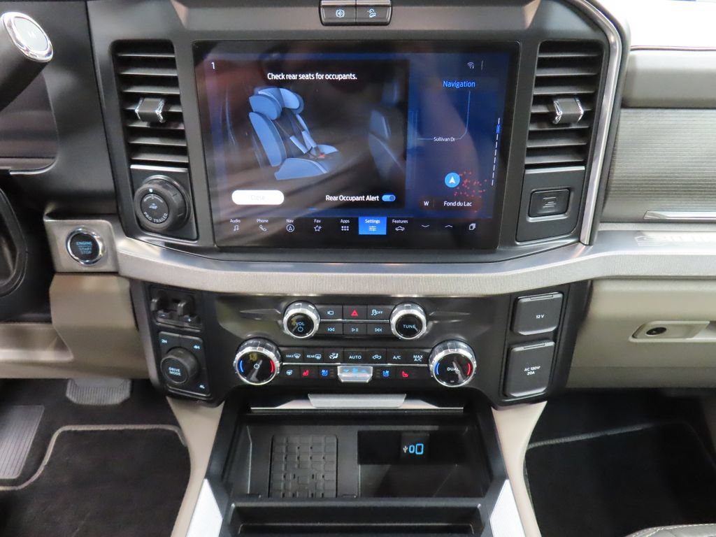 Used 2025 Ford F450 Platinum w/ Platinum Plus Package AWD/4WD image 17