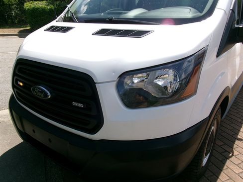 Used 2019 Ford Transit 150 130 Low Roof image 50